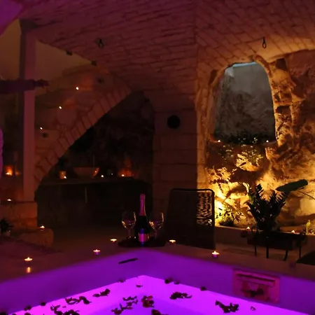 펜션 La Dimora Dei Mille *