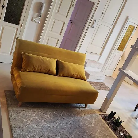 펜션 La Dimora Dei Mille *