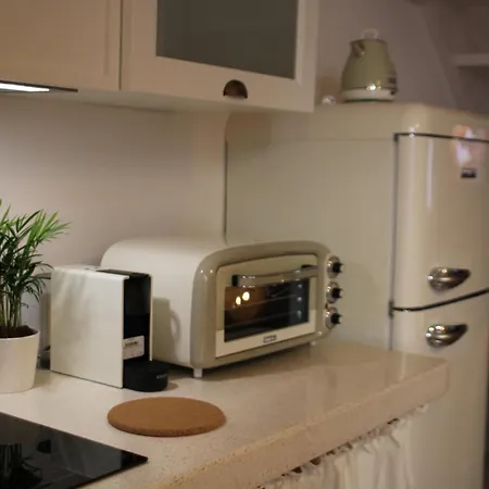 펜션 La Dimora Dei Mille 오스투니